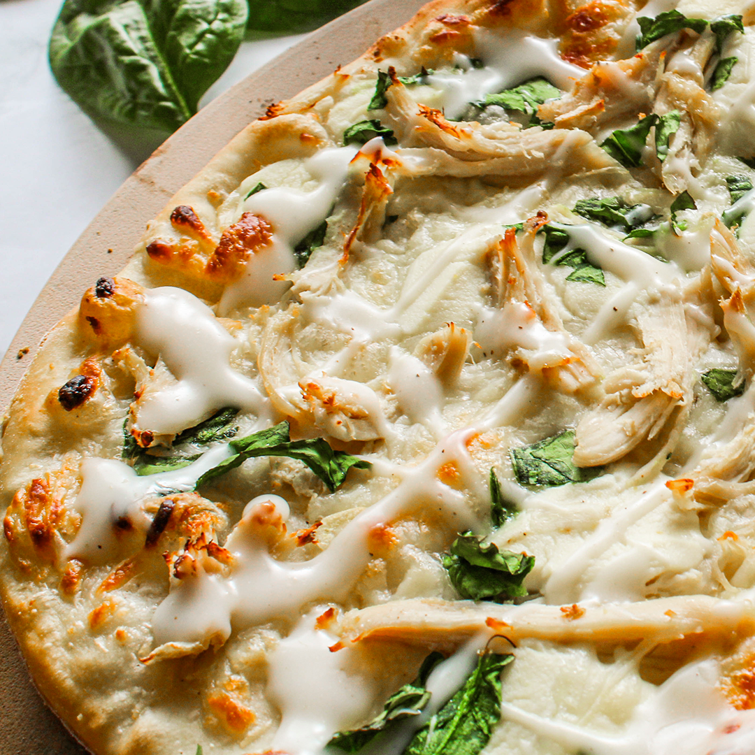 chicken alfredo pizza